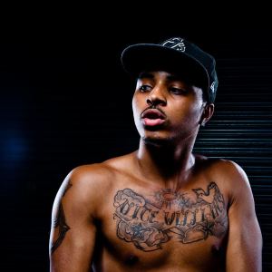 319775_612177035462841_406395837_n